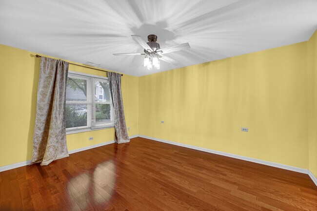 Building Photo - 1401 Wentworth Ct