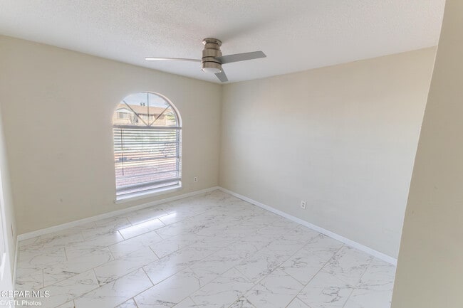 Building Photo - 7304 Gran Vida Dr