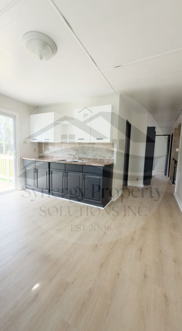 Building Photo - Madison Ranch Home