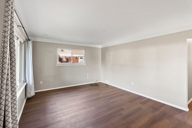 Building Photo - 1257 Jerry Ave