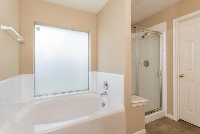 Building Photo - 1226 Peacham Ct