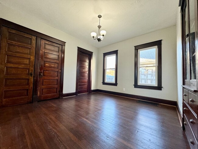 Building Photo - Historic Charm Meets Modern Comfort – Reno...