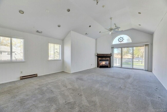 Building Photo - 367 Seabreeze Ct