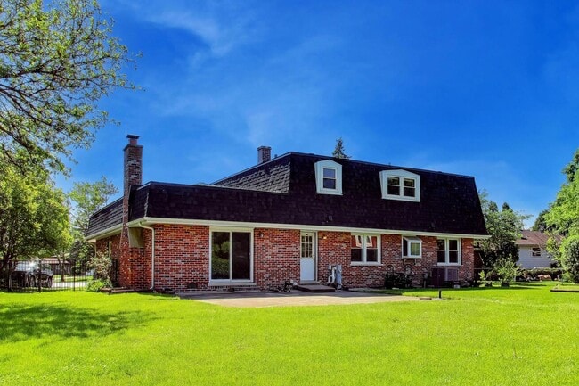 Building Photo - 1526 Carrol Ct