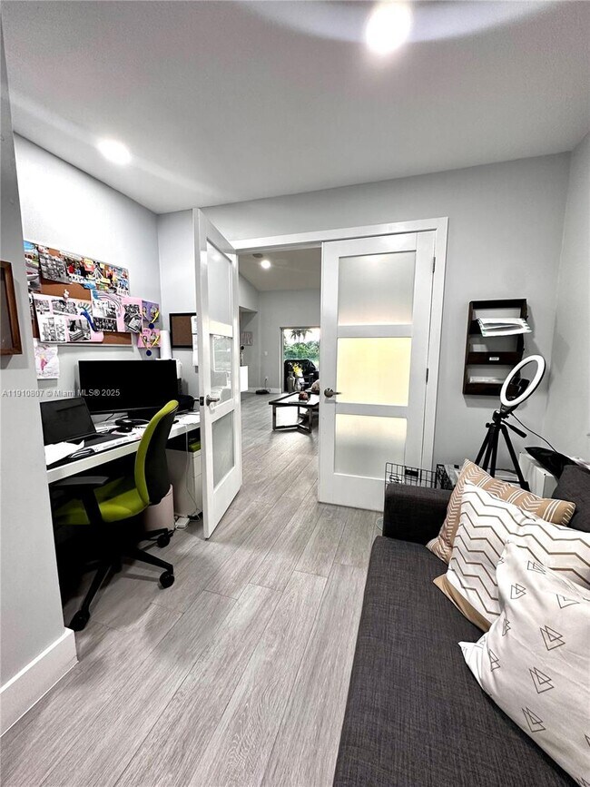 Building Photo - 3501 SW 142nd Ave