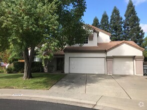 Building Photo - BEAUTIFUL TWO-STORY HOME IN ROCKLIN!!