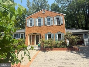 Building Photo - 7801 Cliffside Ct