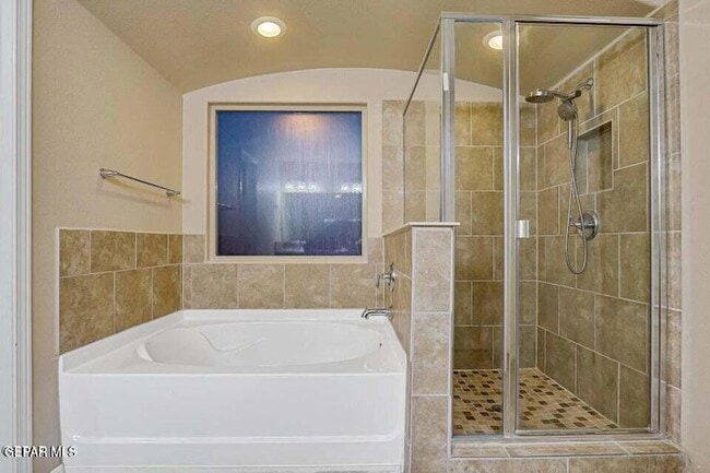 Building Photo - 12445 Chamberlain Dr