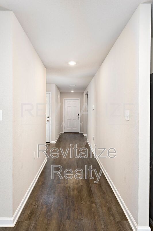 Building Photo - 8072 Irwin Loop