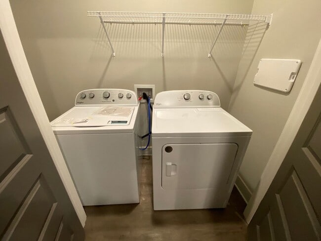 Building Photo - PRE-LEASING FOR AUGUST 10TH, 2026! NEW CONSTRUCTION!