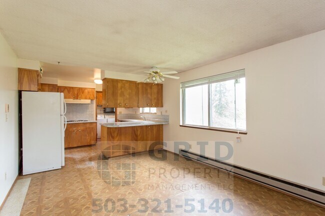 Building Photo - Spacious Ranch-Style Home Available in Van...