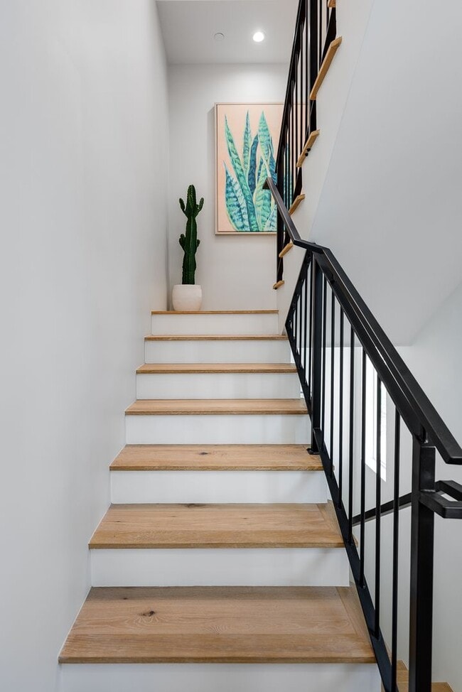 Building Photo - Brand New LUXURY 2026 Construction Homes in Silverlake!