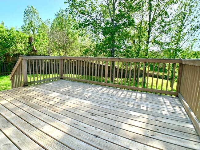 Building Photo - 800 Karmaflux Way