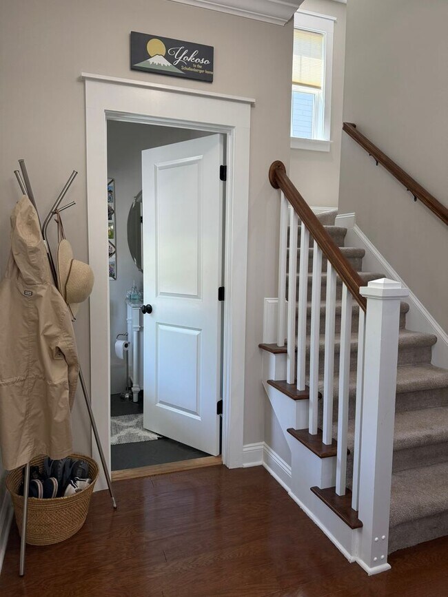 Building Photo - Available now. Amazing 4 BR/2.5 BA Home Available at Shellring at St Thomas Island!