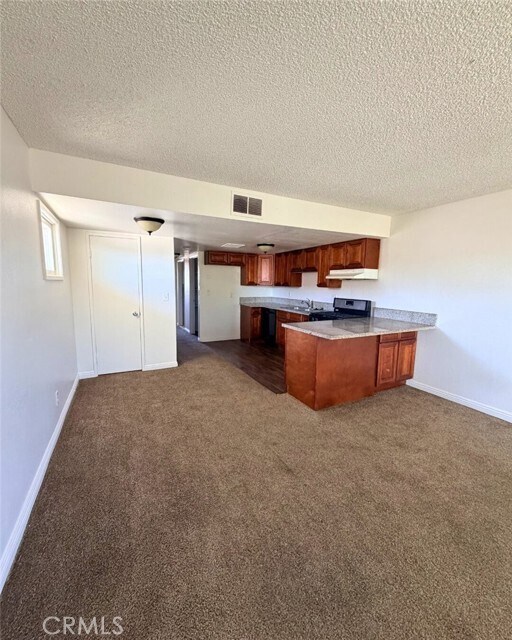 Building Photo - 8026 Juniper Ave