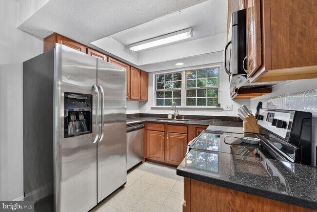Building Photo - 12103 Green Ledge Ct