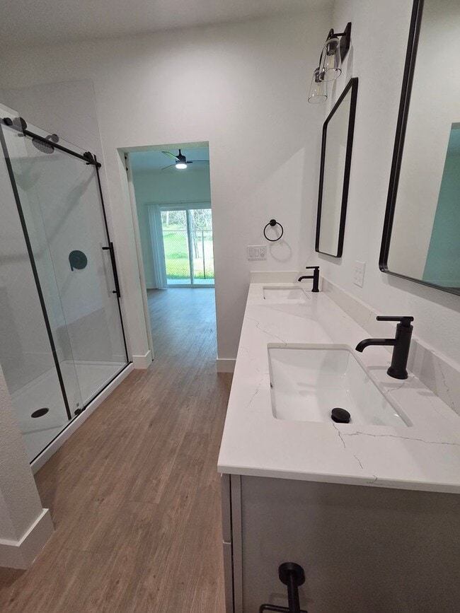 Building Photo - Brand New Build on Old Alturas - ALL Electric with City of Redding Solar!