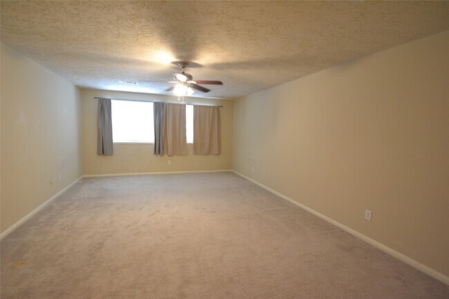 Building Photo - 1514 Coyote Hills Ln