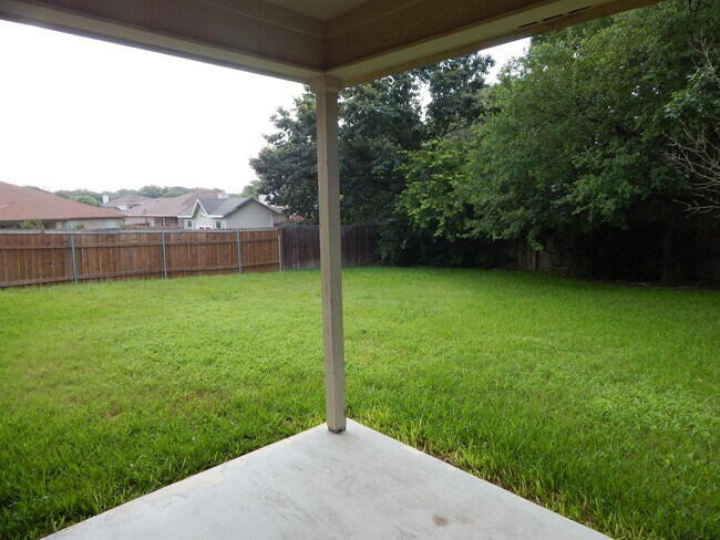 Building Photo - 2041 Rain Dance Loop