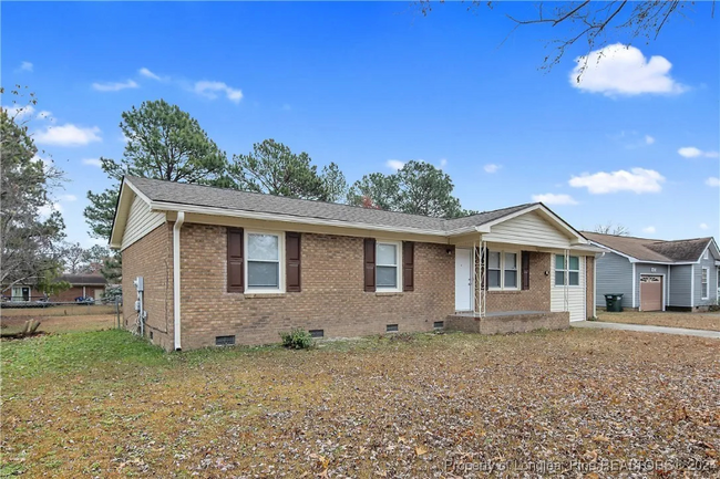 Building Photo - 929 Hollydale Ln