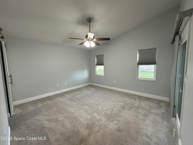 Building Photo - 976 S Fork Cir