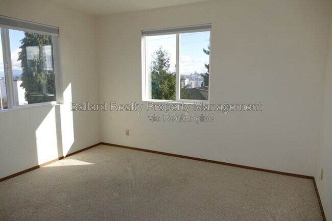 Building Photo - 800 N Allen Pl