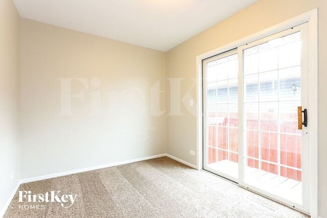 Building Photo - 1504 Walnut Dr