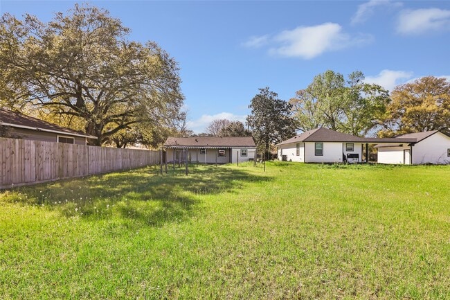 Building Photo - 1830 Reese St