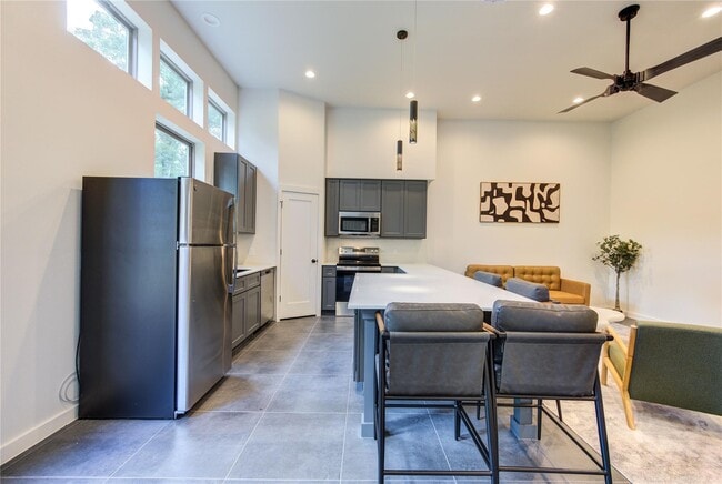 Building Photo - 13103 Beauty Berry Ridge Ln