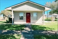 Building Photo - 425 FM 631