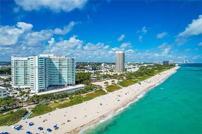 Building Photo - 7135 Collins Ave