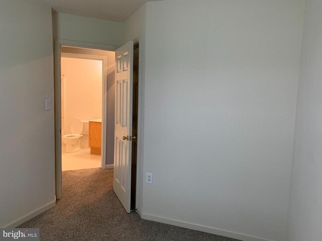 Building Photo - 47 Quince Tree Dr