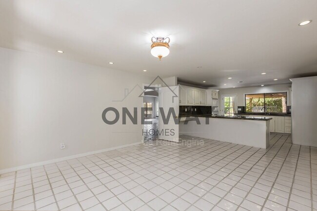 Building Photo - 49 Biltmore Estates Dr