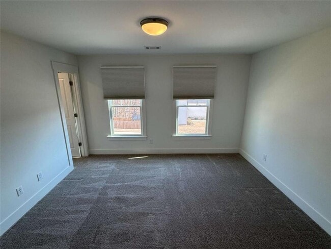 Building Photo - 2442 Mills Bend