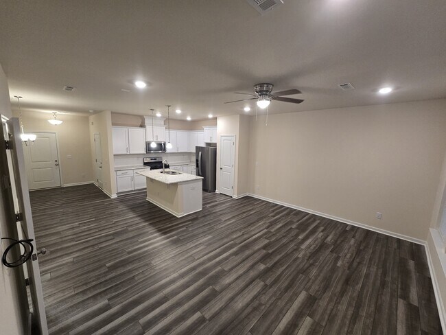 Building Photo - 4028 Beckton Trl