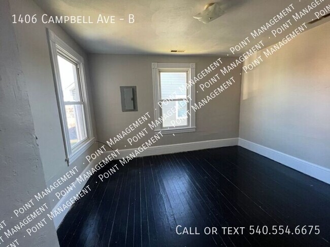 Building Photo - Spacious 2 Bedroom 1 Bath Apartment