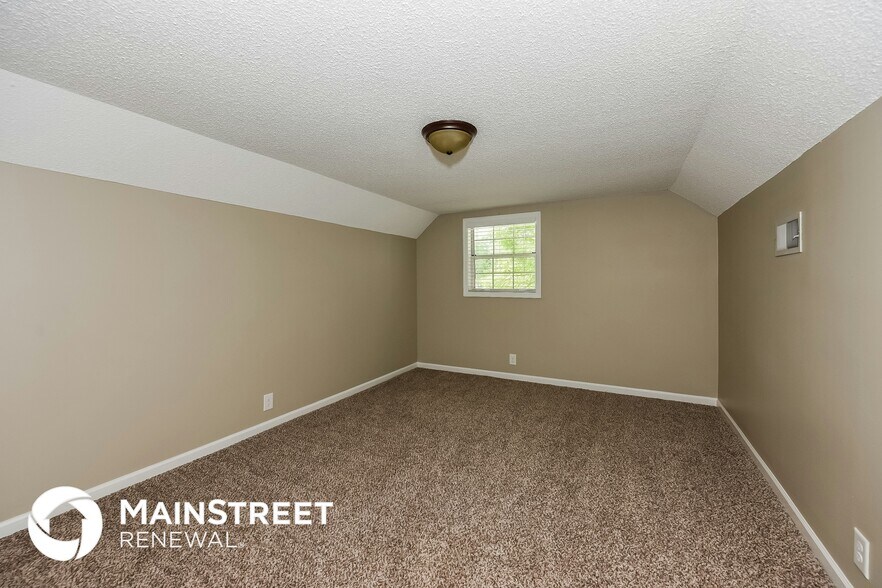 Building Photo - 115 Elmore Ave