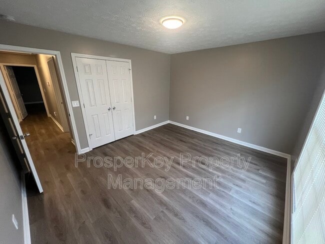 Building Photo - 707 Pine Hill Ct