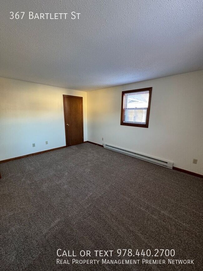 Building Photo - 367 Bartlett St