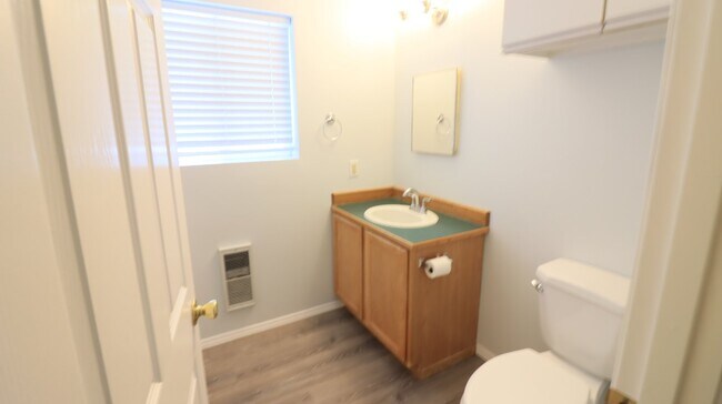 Building Photo - Recently updated 2/1.5 townhome next to th...