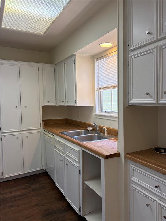 Building Photo - 1404 Andra Ln