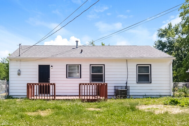 Building Photo - 4030 Kalmar Dr