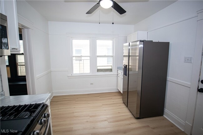 Building Photo - 6828 Indiana Ave