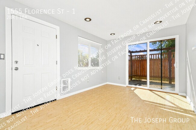 Building Photo - 1555 Florence St