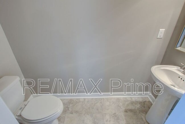 Building Photo - 4158 Pughsville Rd