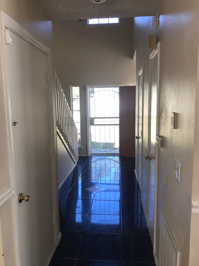 Building Photo - 3103 Snapfinger Ln