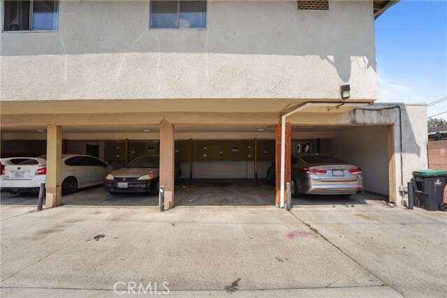 Building Photo - 846 N Zeyn St