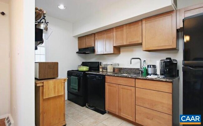 Building Photo - 163 Hessian Hills Way