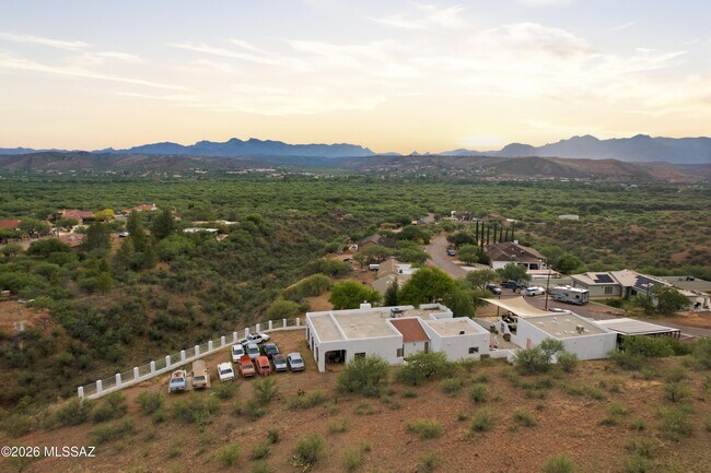Building Photo - 221 Pso Tamex