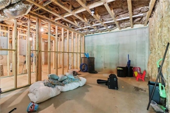 Building Photo - 211 Mount Vernon Hwy